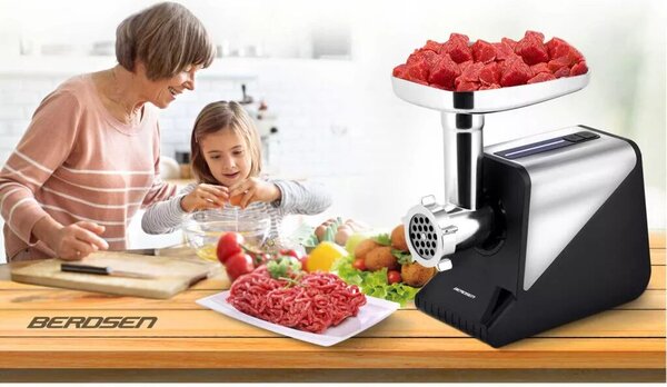 Húsdaráló, Berdsen, BD-602, ezüst, 800/2000 W, rozsdamentes acél kések és tárcsák, visszaforgás funkció, csúszásmentes gumitalp