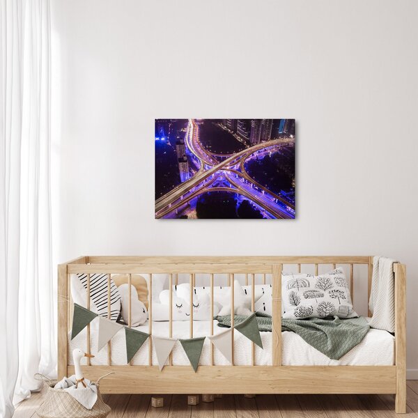 Egy kép egy nagy kereszteződésről éjjel (70x50 cm)