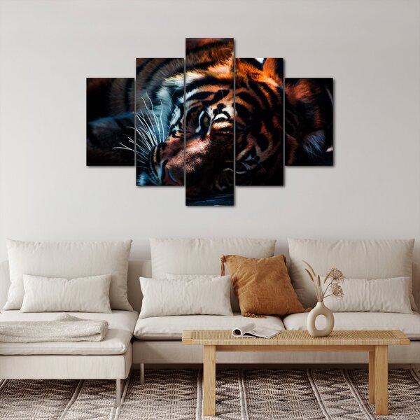 Egy fekvő tigris képe (150x105 cm)