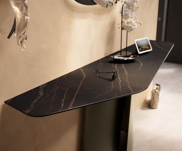 DELIFE Konzolasztal Edge poligonális 180x50 cm Laminam® kerámia Noir Desir barna Livos fém titán effekt finish