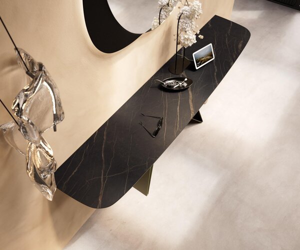 DELIFE Konzolasztal Edge hajóformájú 180x40 cm Laminam® kerámia Noir Desir barna Velio fém titán effekt finish