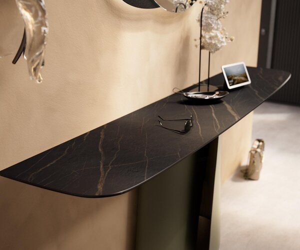 DELIFE Konzolasztal Edge hajóformájú 180x40 cm Laminam® kerámia Noir Desir barna Livos fém titán effekt finish