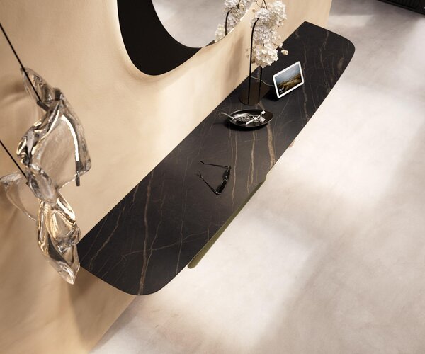 DELIFE Konzolasztal Edge hajóformájú 180x40 cm Laminam® kerámia Noir Desir barna Estelo fém titán effektfinish