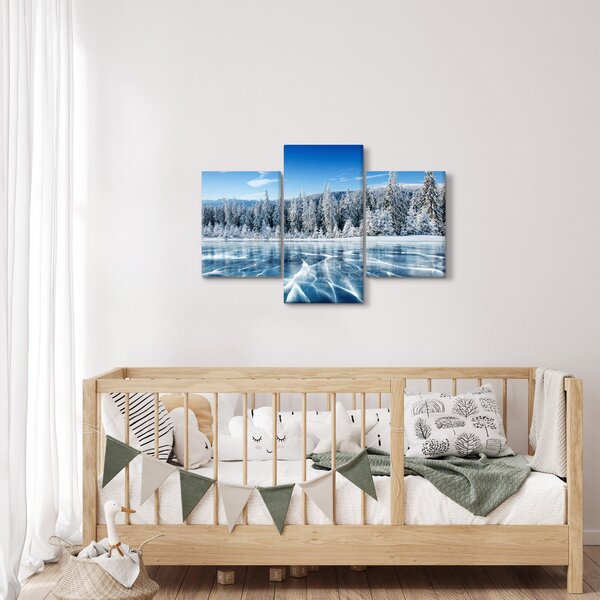 Kép a befagyott tóról és a havas fákról (90x60 cm)