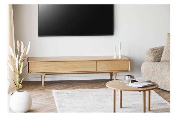 Natúr színű tölgyfa kerek dohányzóasztal ø 70 cm Jena – House Nordic
