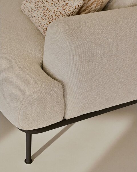 Bézs zsenília kanapé 234 cm Aurum – Kave Home