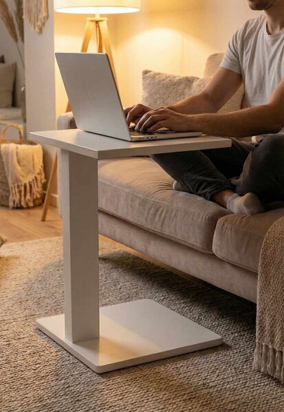 Hanah Home Side Table White Artmtkcsdtble - White