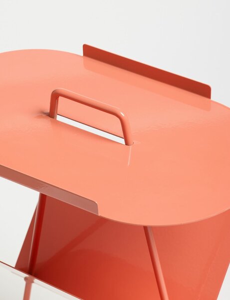 Hanah Home Side Table Salmon Goddy - Salmon