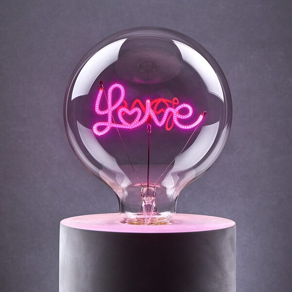 BRIGHT LIGHT LED izzó, Love