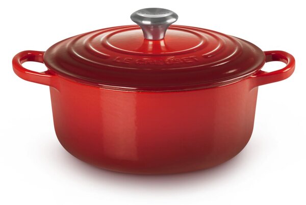 Le Creuset Signature kerek öntöttvas sütő-főzőedény, 22cm, 3,3 l, cseresznyepiros