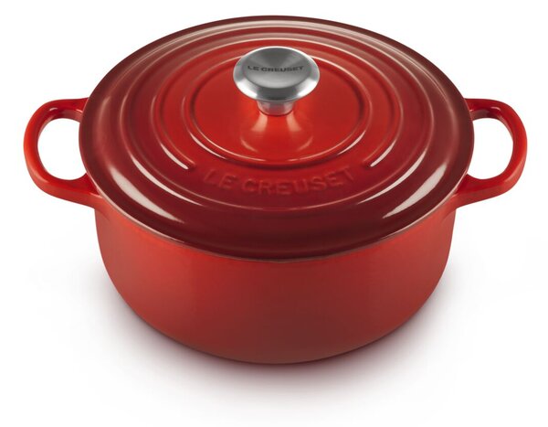 Le Creuset Signature kerek öntöttvas sütő-főzőedény, 22cm, 3,3 l, cseresznyepiros