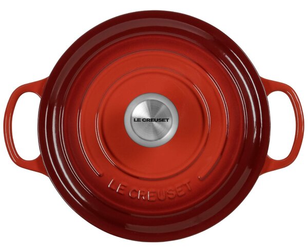 Le Creuset Signature kerek öntöttvas sütő-főzőedény, 24cm, 4,2 l, cseresznyepiros