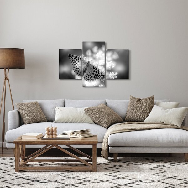 Kép - Részlet egy virágot beporzó pillangóról (90x60 cm)