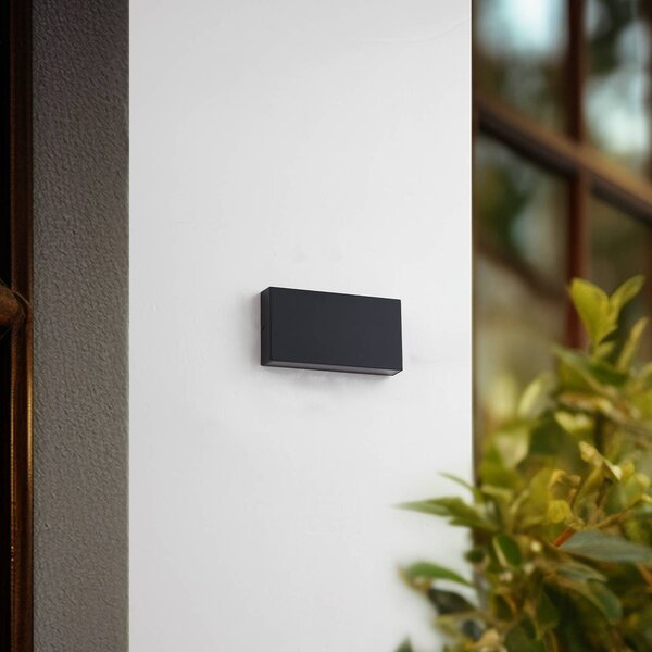 Lindby LED kültéri falilámpa Jarte, fekete, fém, 17 cm, IP54, Fekete, Alumínium, Modern