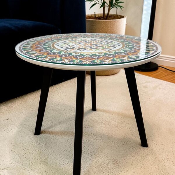 Dekorációs fehér asztal, kézzel festett mandala mintával, biztonsági üveggel, 50 cm
