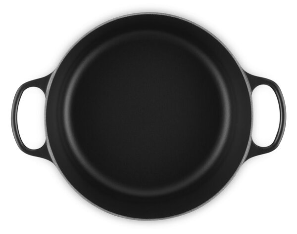 Le Creuset Signature kerek öntöttvas sütő-főzőedény, 28cm, 6,7 l, fekete
