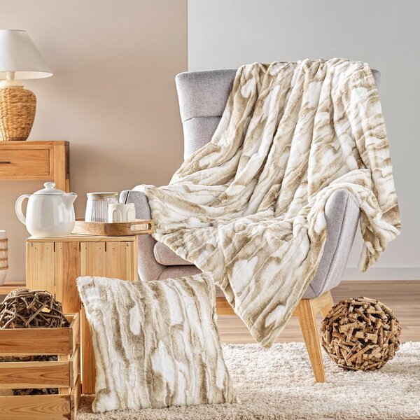 Bézs műszőrme takaró 180x220 cm Cheyenne – douceur d'intérieur