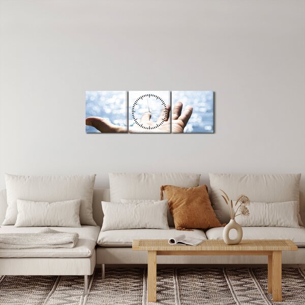 Nyitott tenyerek képe (órával) (90x30 cm)