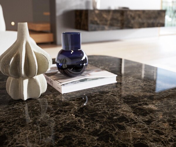 DELIFE Dohányzóasztal Edge hajóformájú 90x90 cm Laminam® Emperador extra polírozott sötétbarna Parabi fém fekete