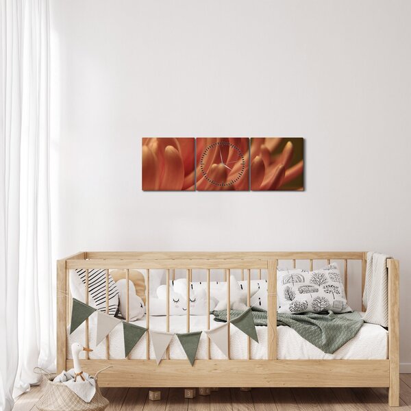 A virág részletének képe (órával) (90x30 cm)