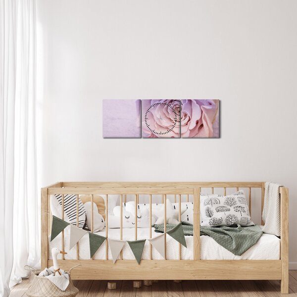 Egy rózsa virág részlete (órával) (90x30 cm)