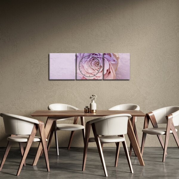 Egy rózsa virág részlete (órával) (90x30 cm)