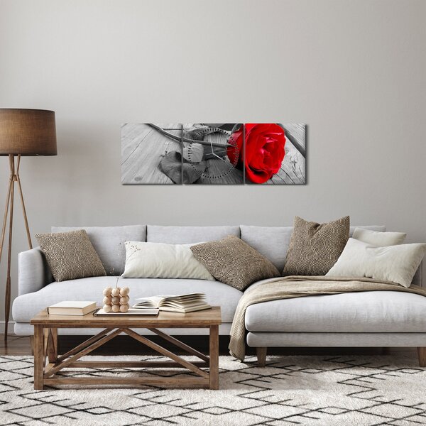 Egy vörös rózsa képe (órával) (90x30 cm)