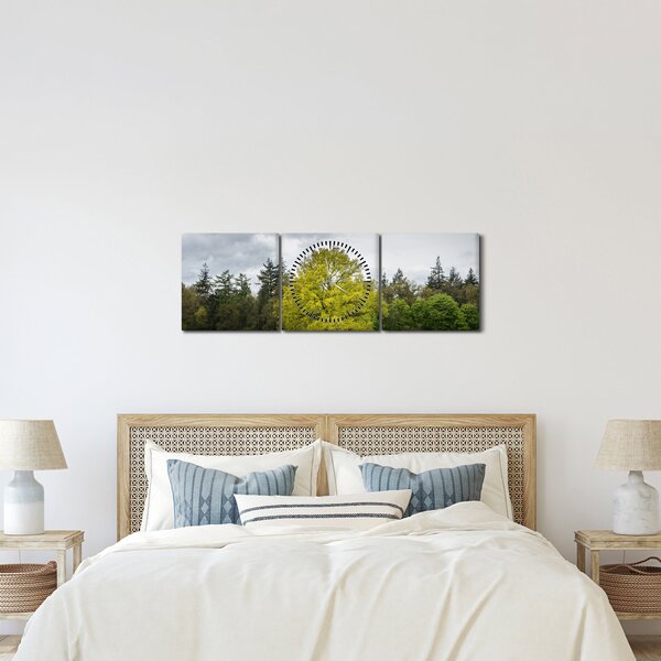 Egy zöld fa képe a mező közepén (órával) (90x30 cm)