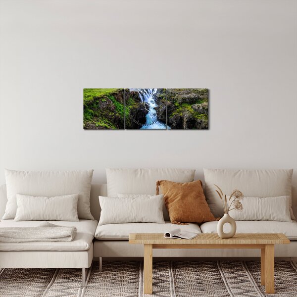Egy kép a vízesésről a sziklák között (órával) (90x30 cm)