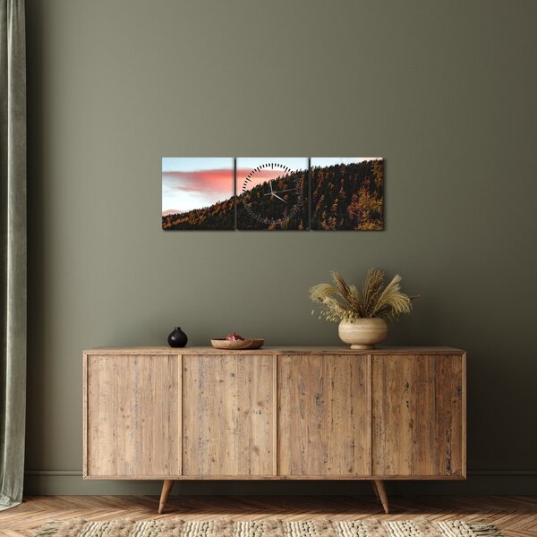 Kép a domb fölött (órával) (90x30 cm)