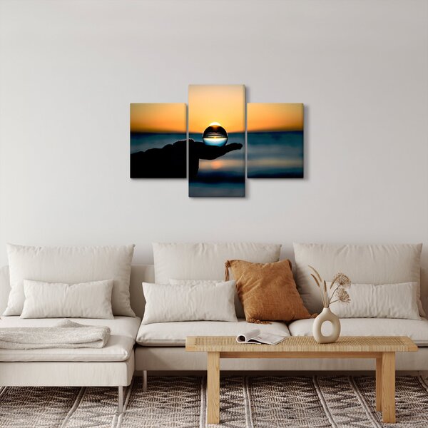 Üveggolyó a tenyérben (90x60 cm)
