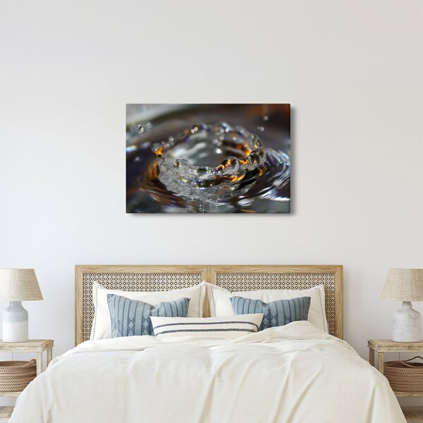 Vízcseppekből készült karkötő képe (90x60 cm)