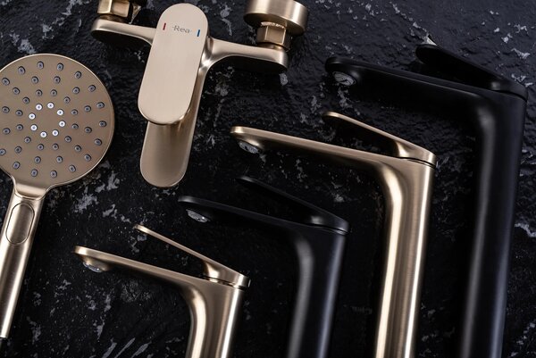 Fürdőkád csaptelep REA Marco Brush Gold