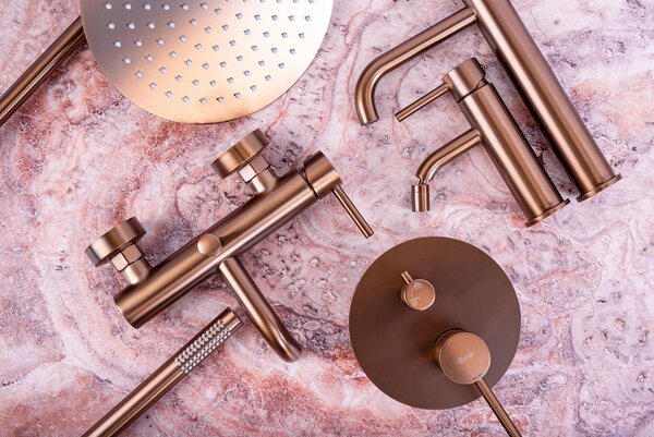 Zuhanyszett rejtett Rea Lungo Copper Brush + box