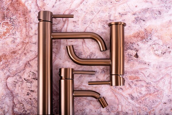 Zuhanyszett rejtett Rea Lungo Copper Brush + box