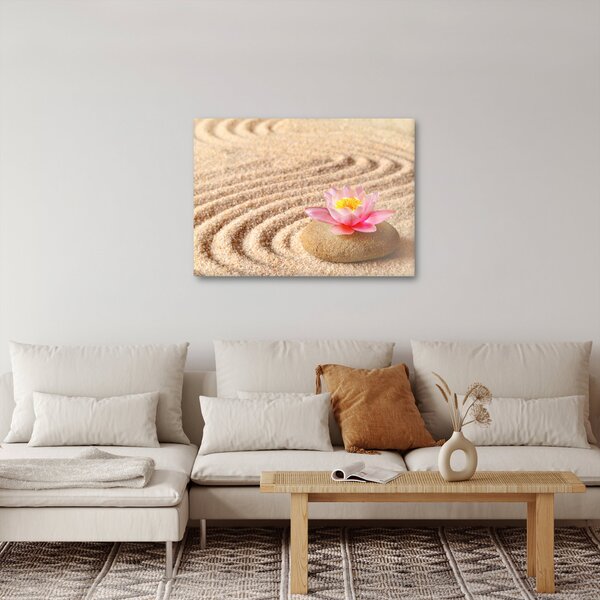 Egy kő, virággal a homokban képe (70x50 cm)