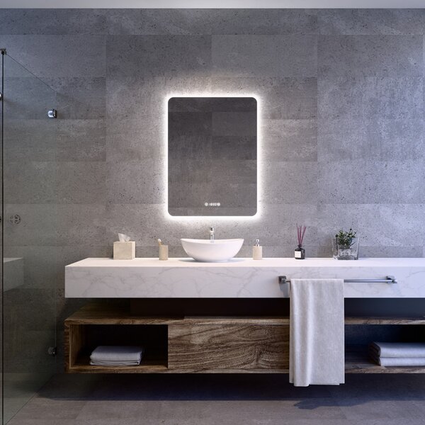 Álló fürdőszobai LED tükör 60x80cm | Páramentesítő funkció - Beépített óra - Fényerő és színhőmérséklet szabályozás | Welland Luxury-Line G790