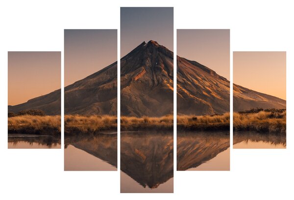 A Mount Taranaki visszaverődése, Új-Zéland (150x105 cm)