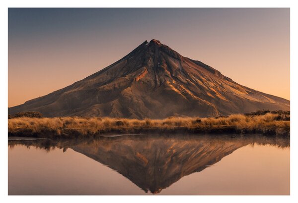 A Mount Taranaki visszaverődése, Új-Zéland (90x60 cm)