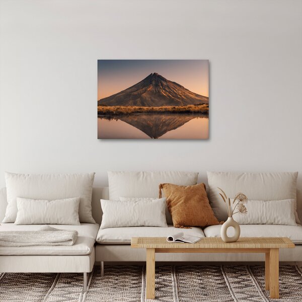 A Mount Taranaki visszaverődése, Új-Zéland (70x50 cm)
