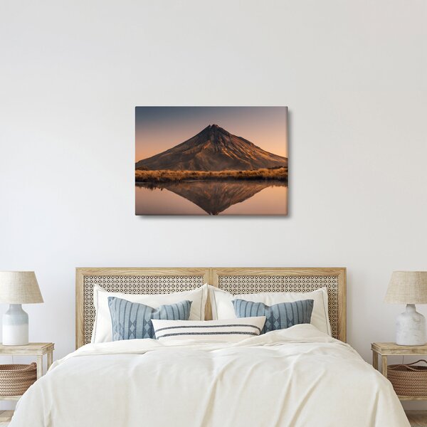 A Mount Taranaki visszaverődése, Új-Zéland (70x50 cm)