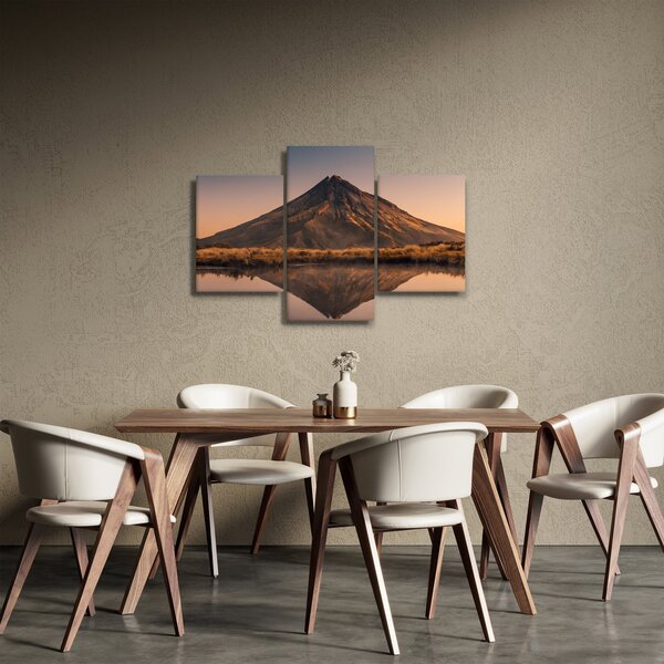 A Mount Taranaki visszaverődése, Új-Zéland (90x60 cm)
