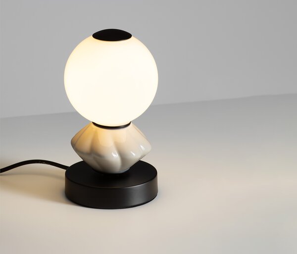 Pallina LED dekoratív asztali lámpa