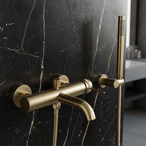 Fürdőkád csaptelep Rea Lungo Grip Brush Gold