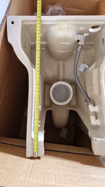 CeraStyle NOURA monoblokk WC - BEÉPÍTETT bidé funkcióval - 62 cm