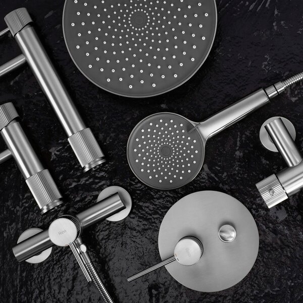 Zuhanyszett rejtett Rea Lungo Stripe Nickel Brush + box