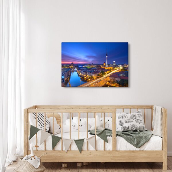 Kép - Kék ég Berlin felett (90x60 cm)