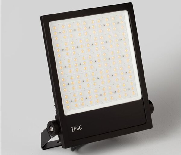 Titan Pro LED reflektor