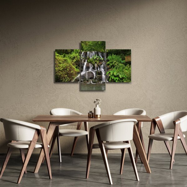 Egy kép a vízesésekről egy trópusi erdőben (90x60 cm)