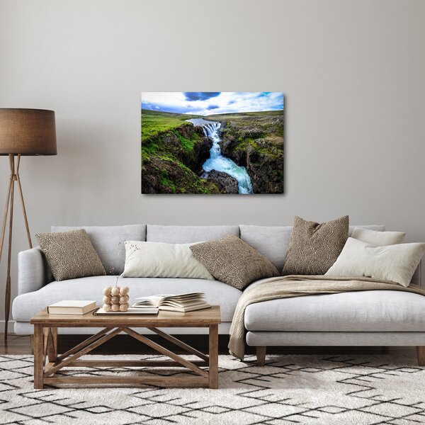 Egy kép a vízesésről a sziklák között (70x50 cm)